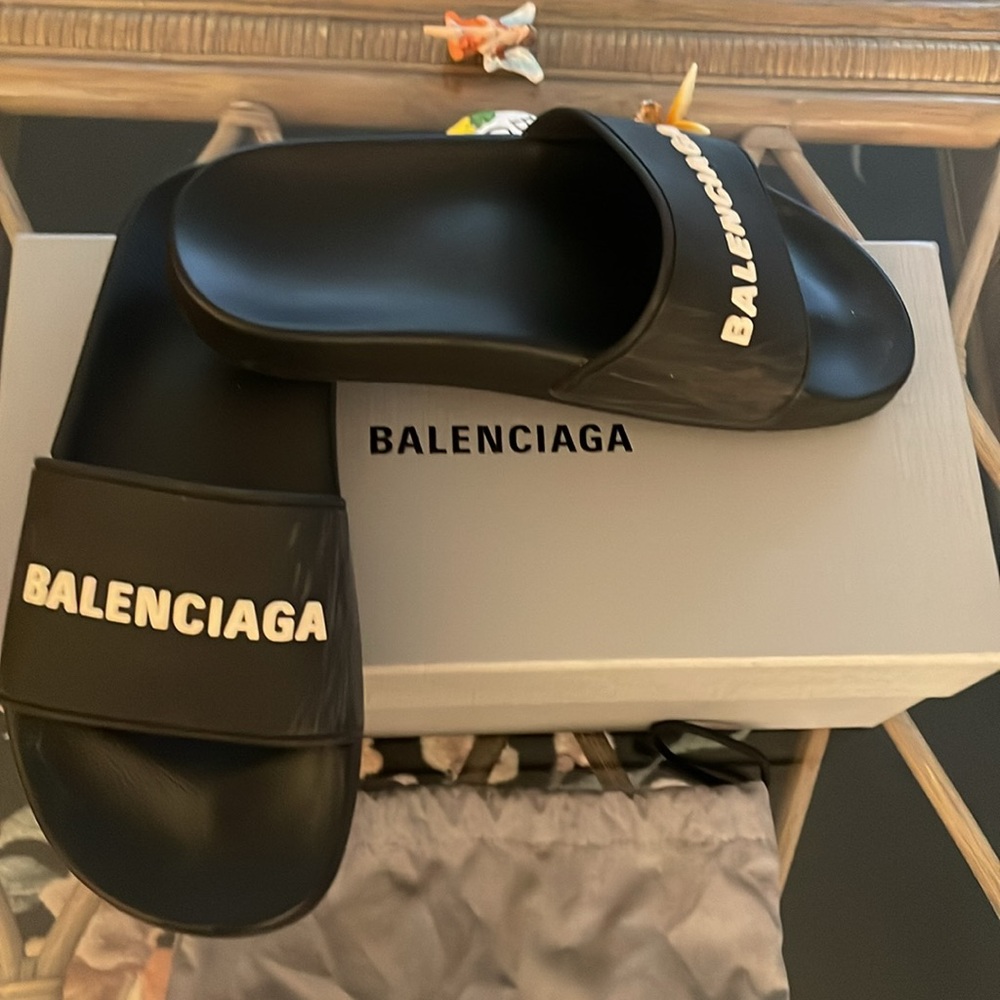 Balenciaga Black Logo Pool Slides